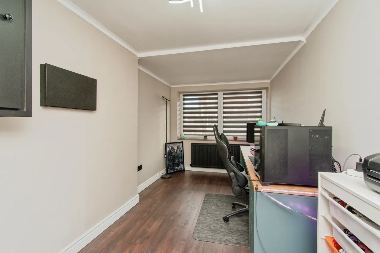 Dalefield Road, Normanton, photo 8