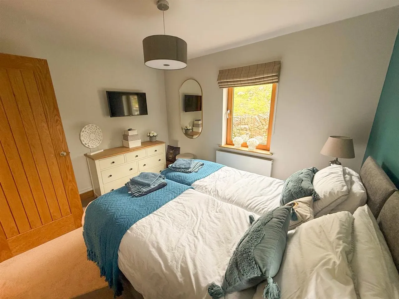 Brazengate, Long Ashes Park, Threshfield, BD23 5PN, photo 9