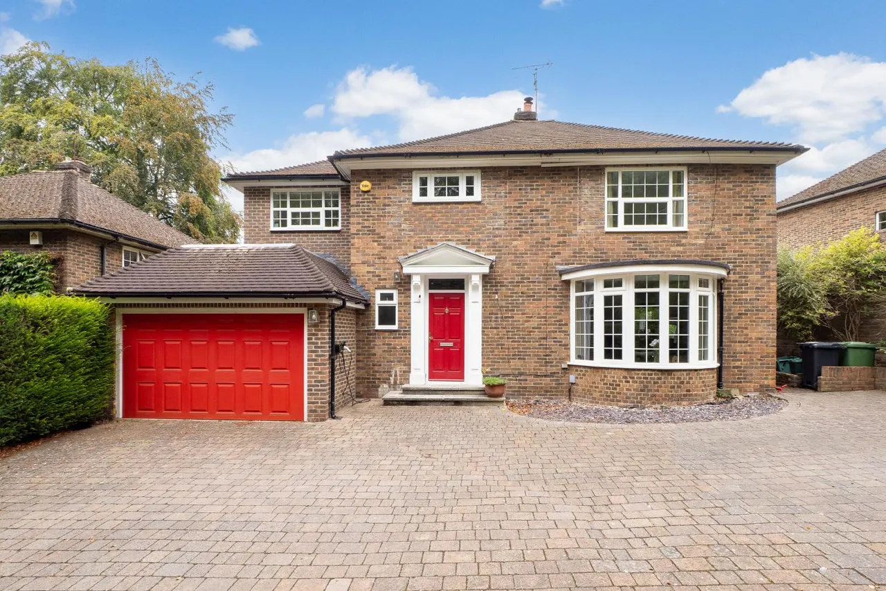 Ashley Road, Epsom, KT18, photo 27