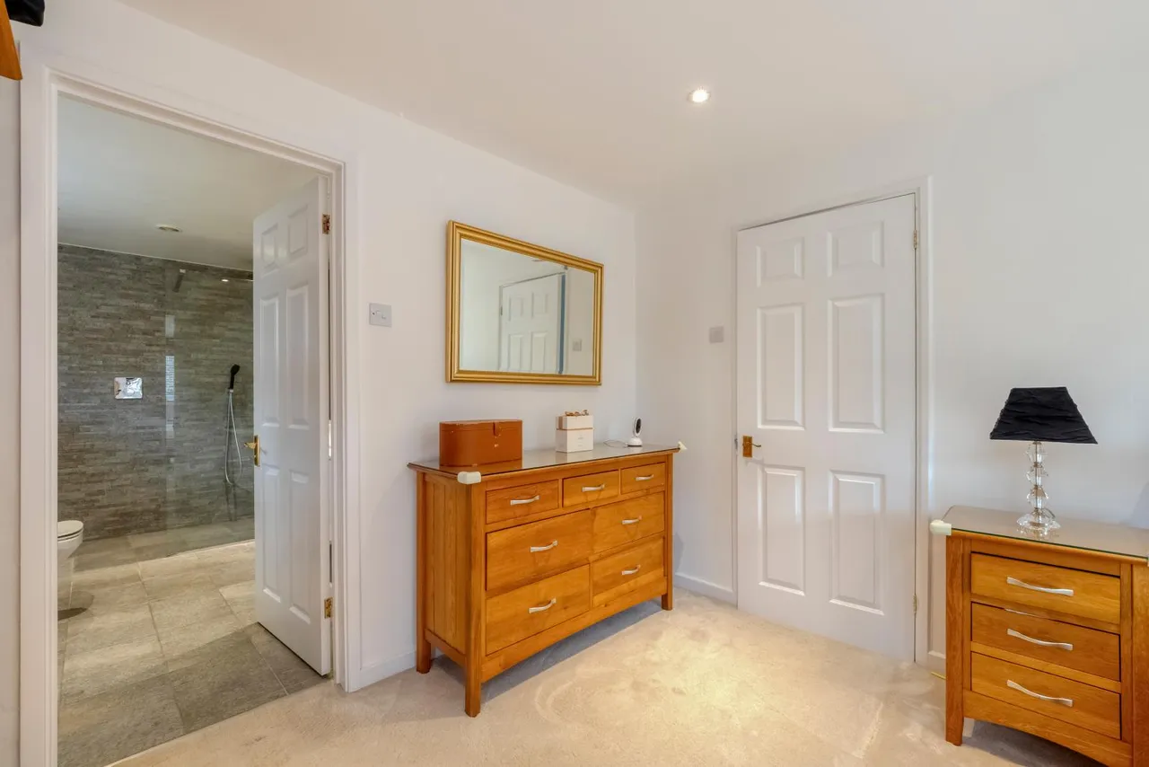 Ashley Road, Epsom, KT18, photo 26
