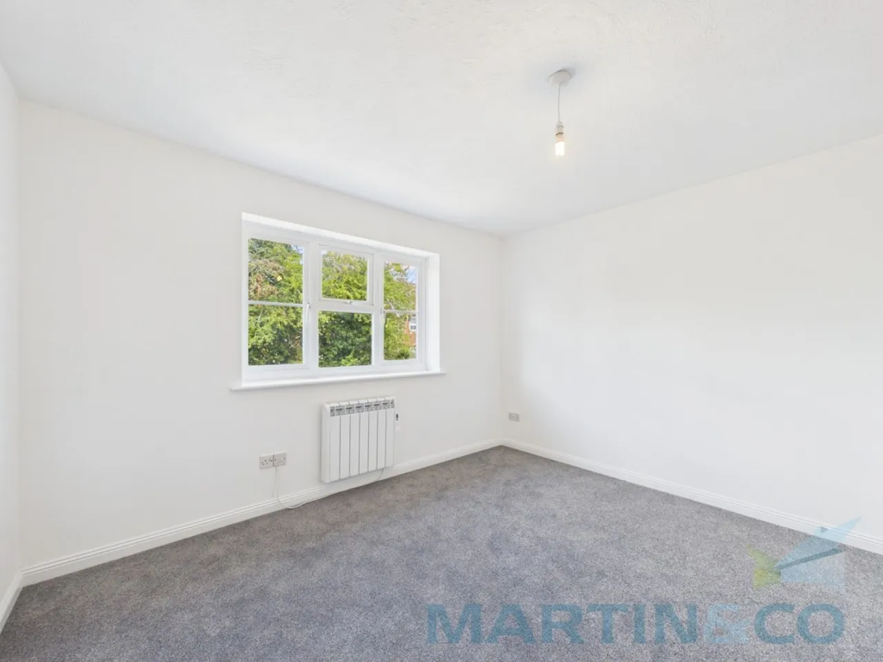 Perryfields , Burgess Hill, photo 6