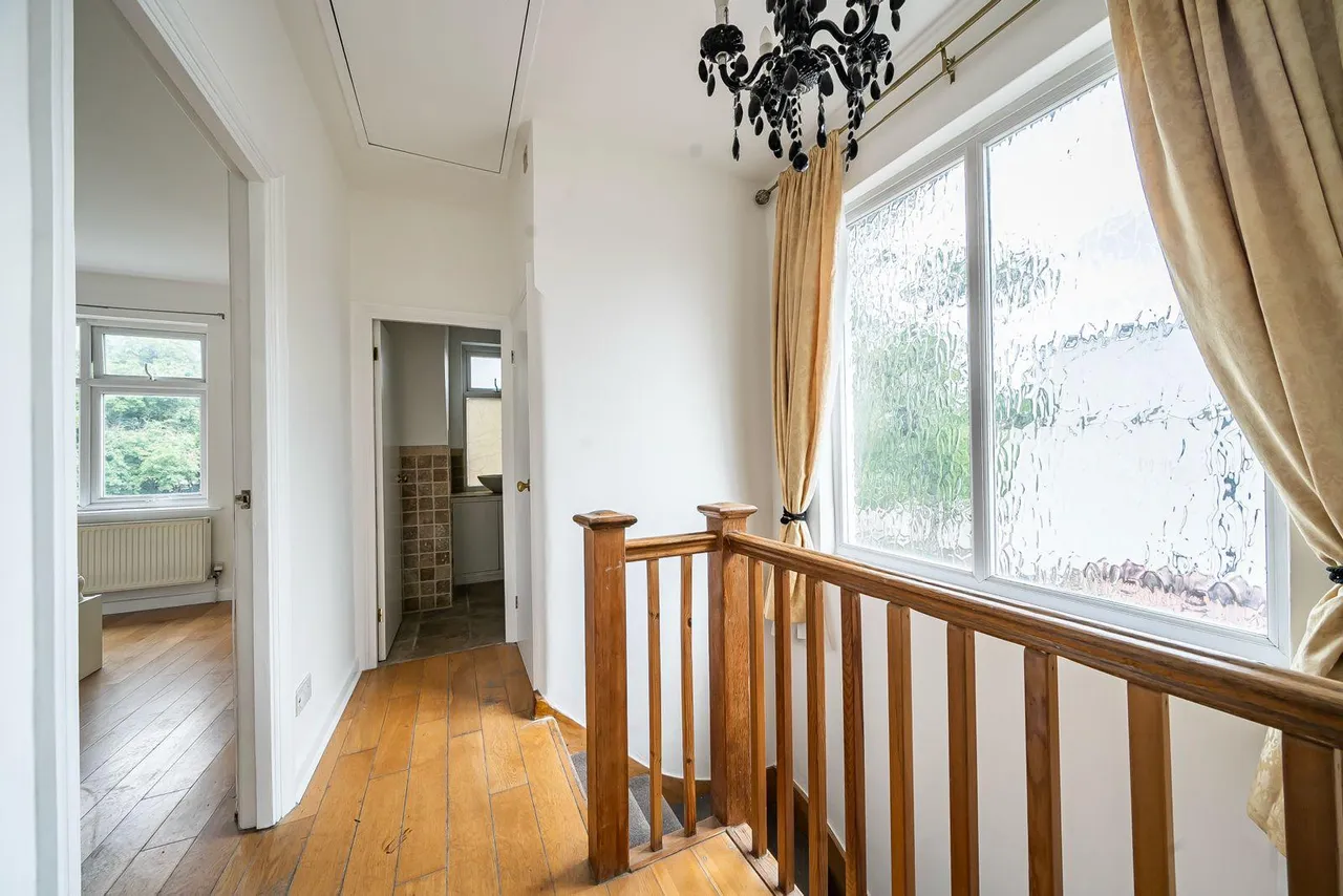 Watford Way, Hendon, NW4, photo 7