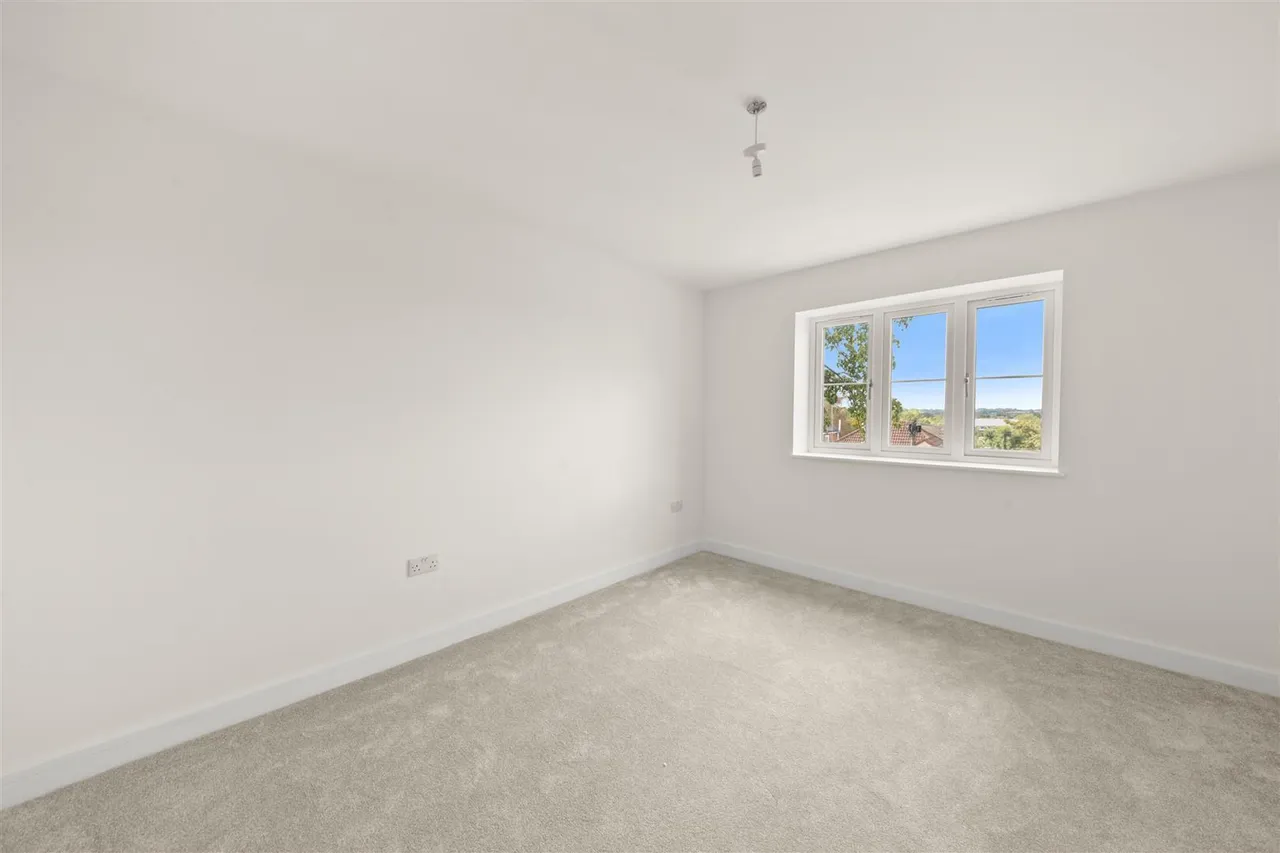 Harefield Road, Uxbridge, photo 12