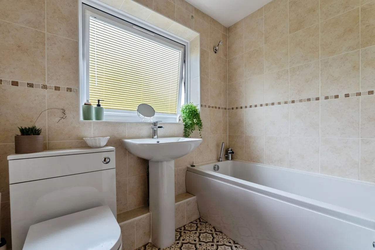 Churchill Close, Watton, Thetford, Norfolk, IP25, photo 18