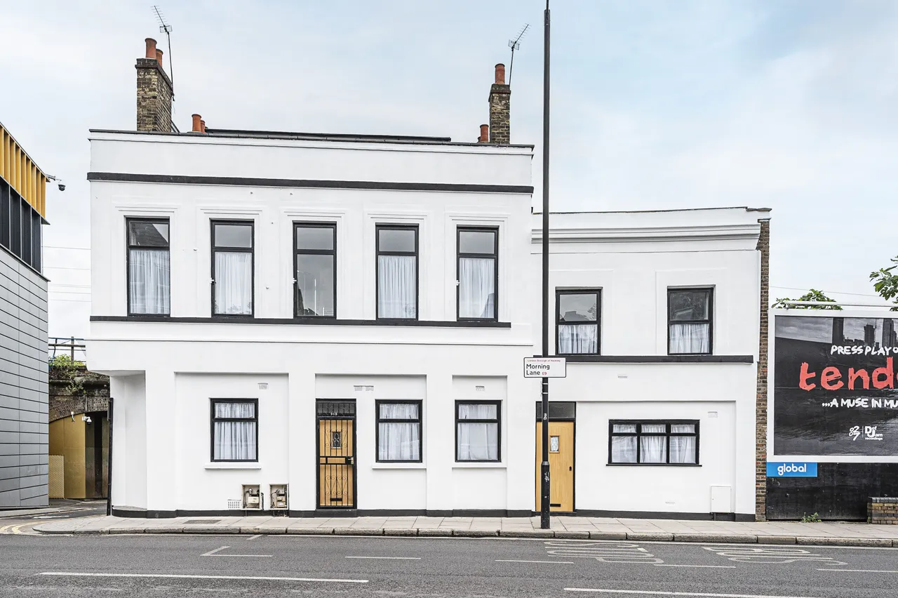 5 bed flat to rent — 145 Morning Lane, London