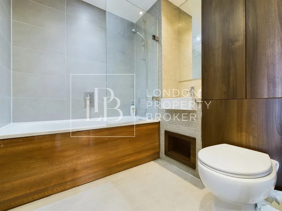 Goodchild Road, London, N4, photo 13