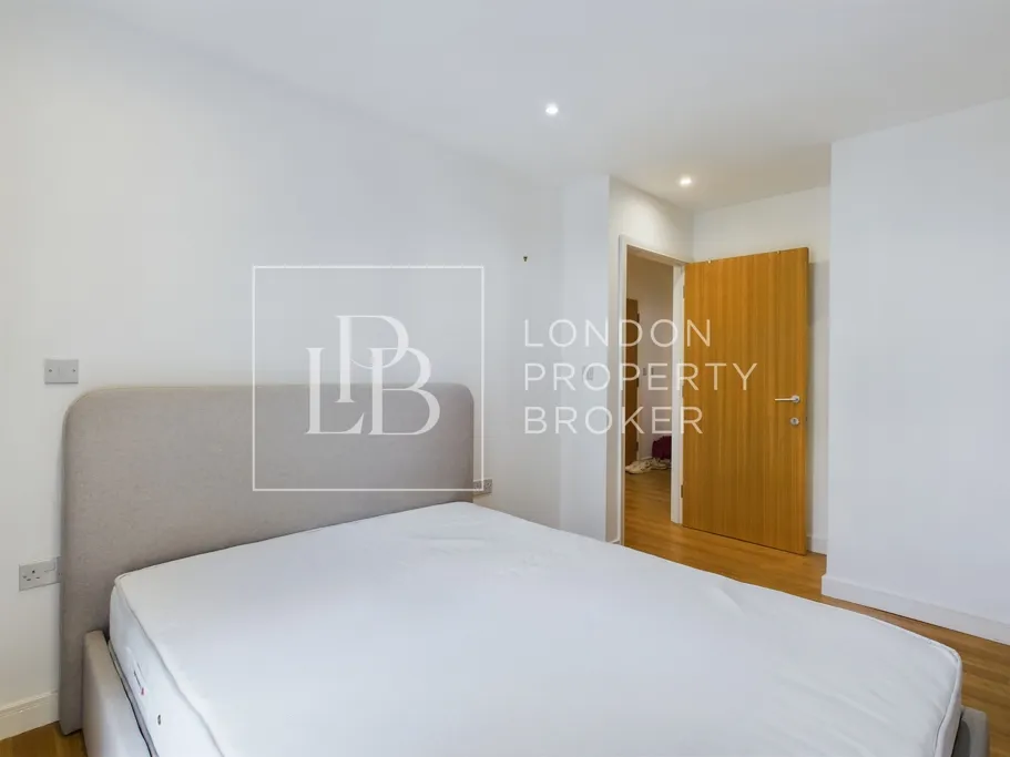 Goodchild Road, London, N4, photo 9