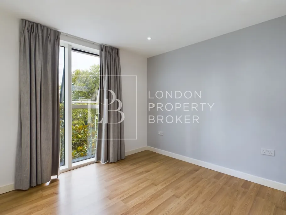 Goodchild Road, London, N4, photo 11