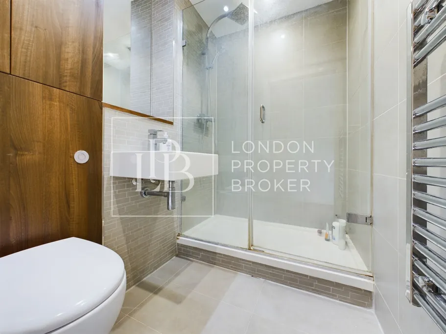 Goodchild Road, London, N4, photo 12
