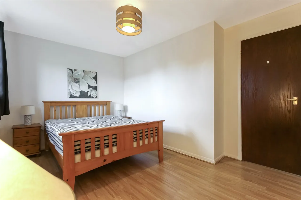 Lothian Way, Brancumhall, G74, photo 15