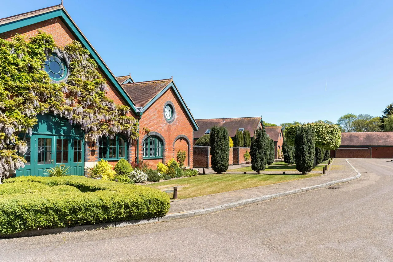 Brickendon Lane, Brickendon, SG13, photo 53