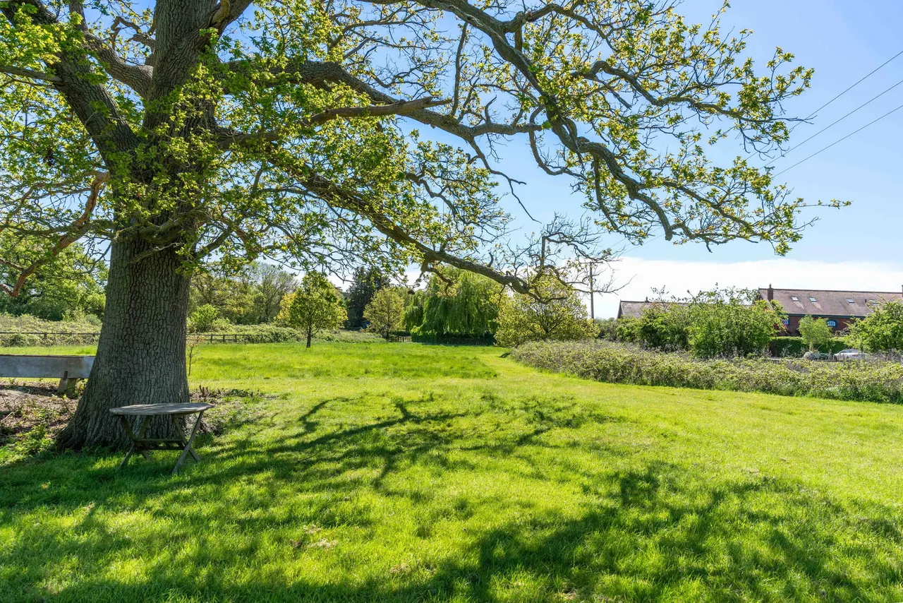 Brickendon Lane, Brickendon, SG13, photo 44