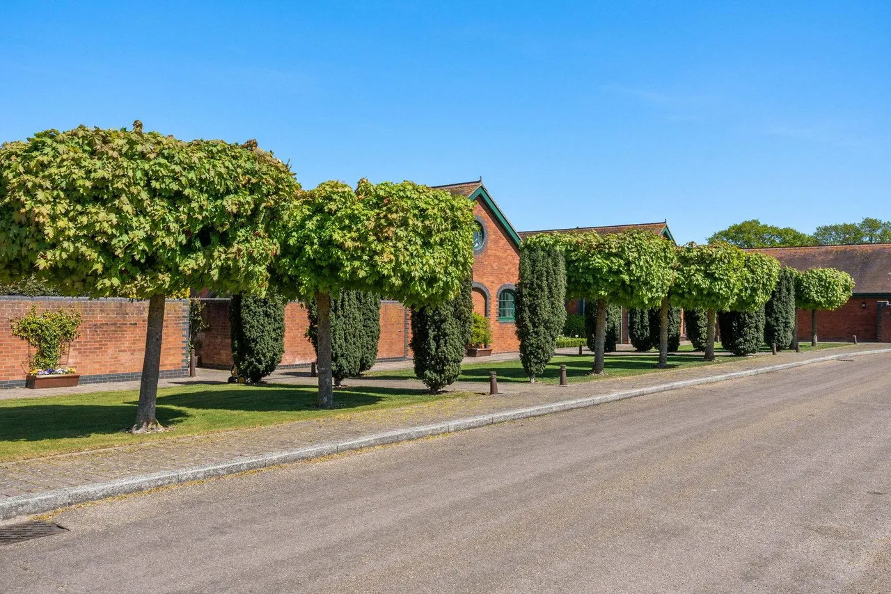 Brickendon Lane, Brickendon, SG13, photo 51