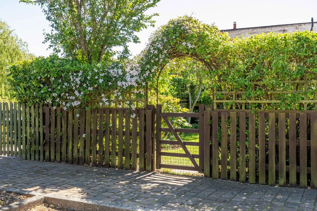 Brickendon Lane, Brickendon, SG13, photo 26