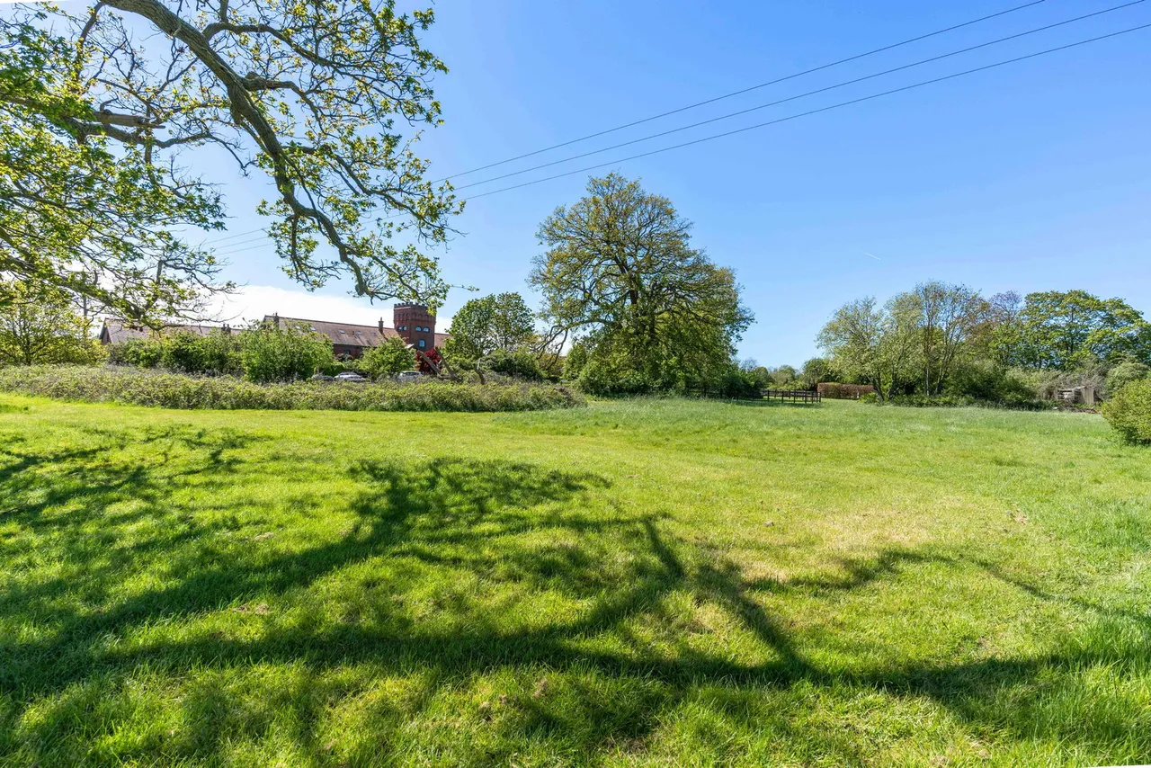 Brickendon Lane, Brickendon, SG13, photo 42