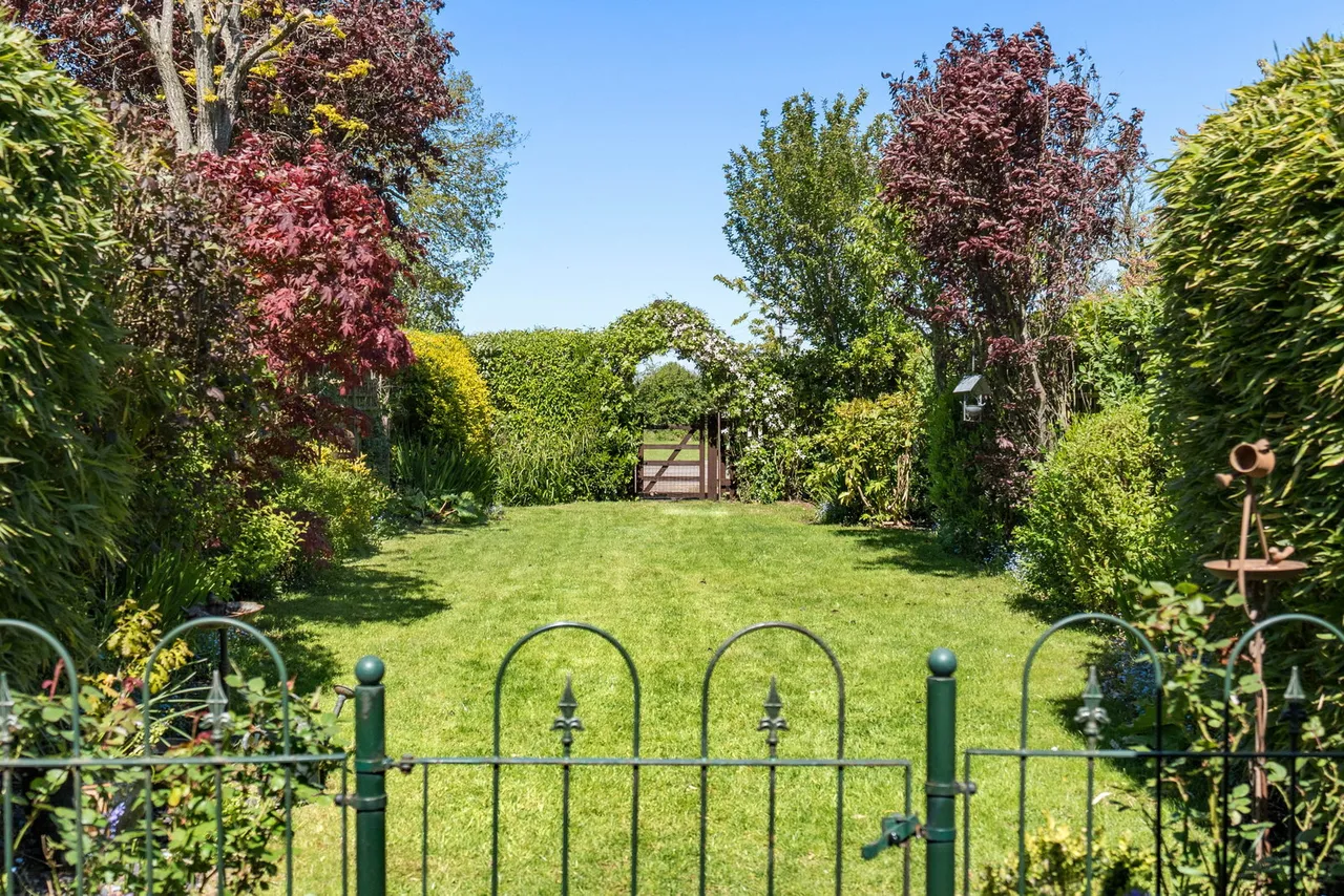 Brickendon Lane, Brickendon, SG13, photo 28