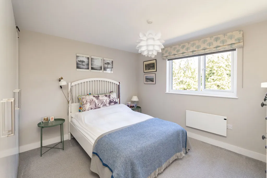 Chalkpit Lane, Dorking, RH4, photo 6