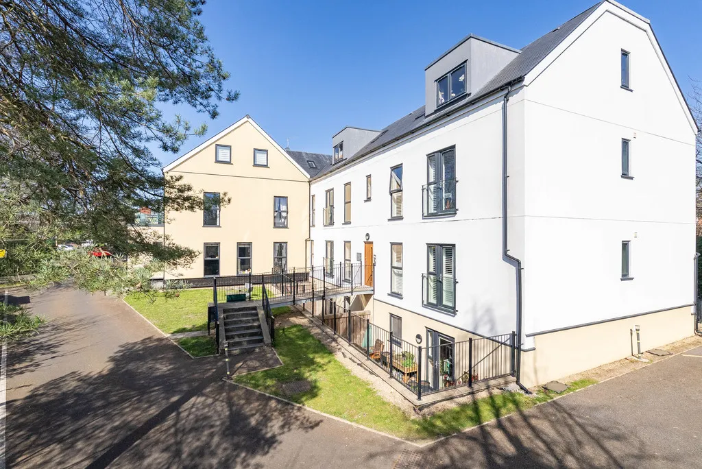 Chalkpit Lane, Dorking, RH4, photo 2