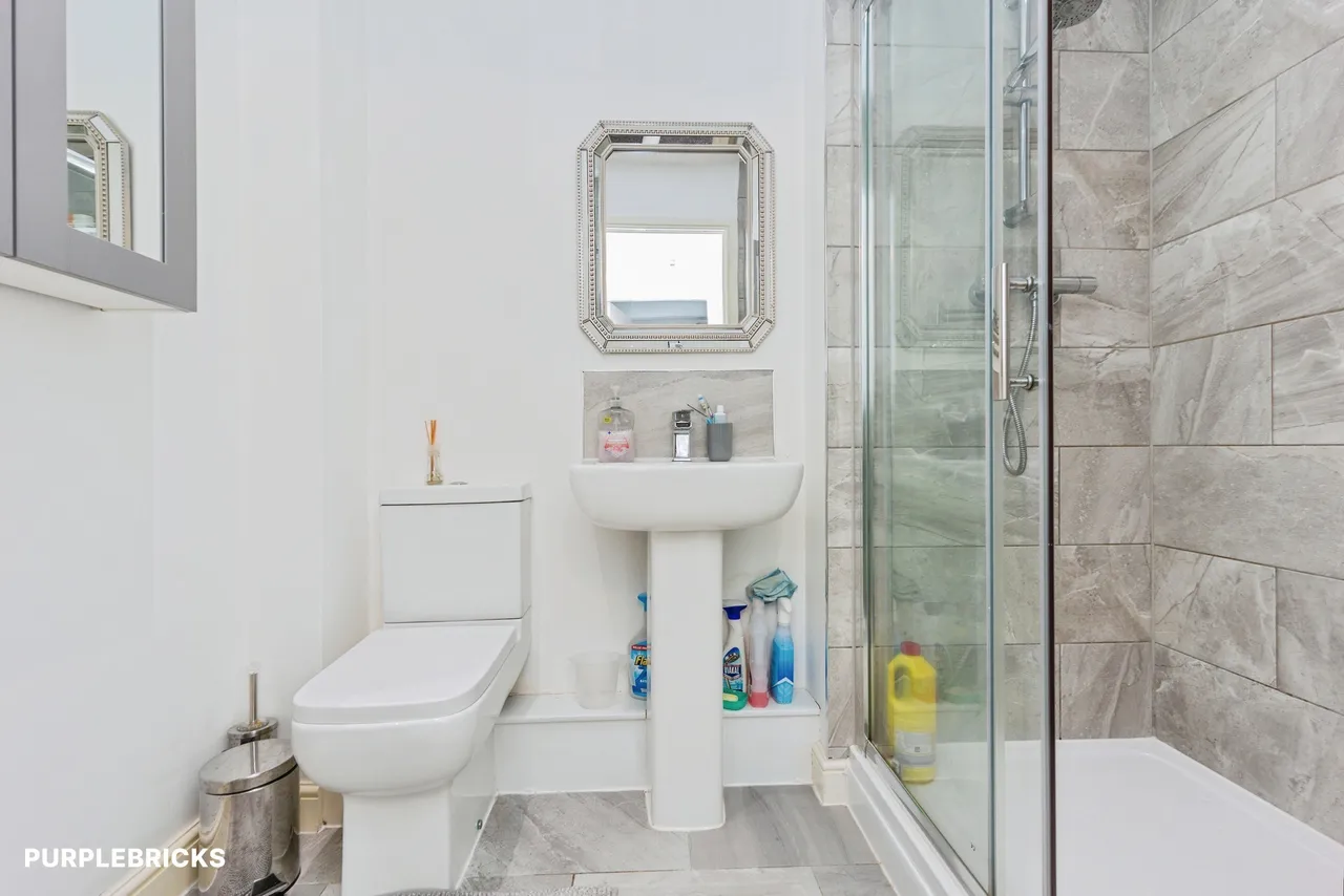 Harrison Court, Hyde, SK14, photo 15