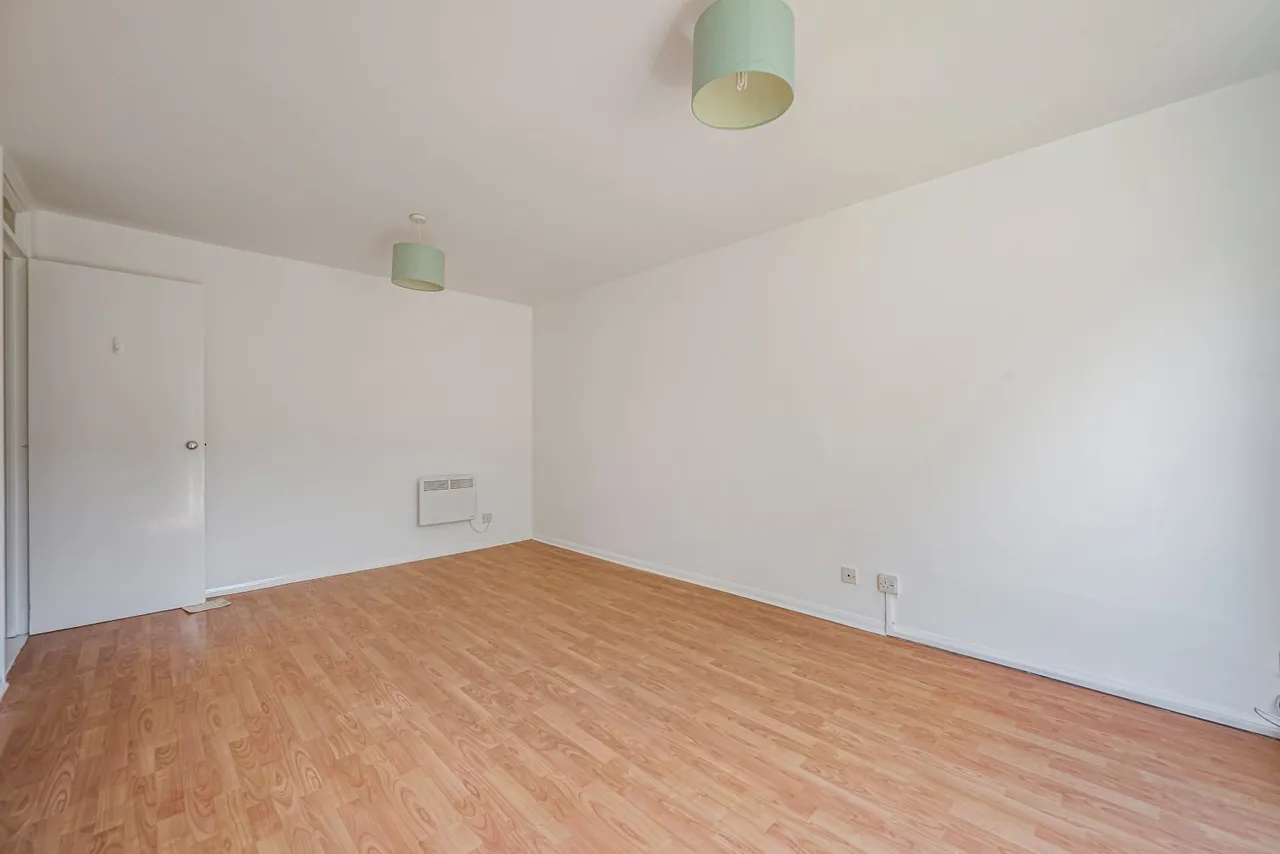Marlowe Gardens, Eltham, photo 17