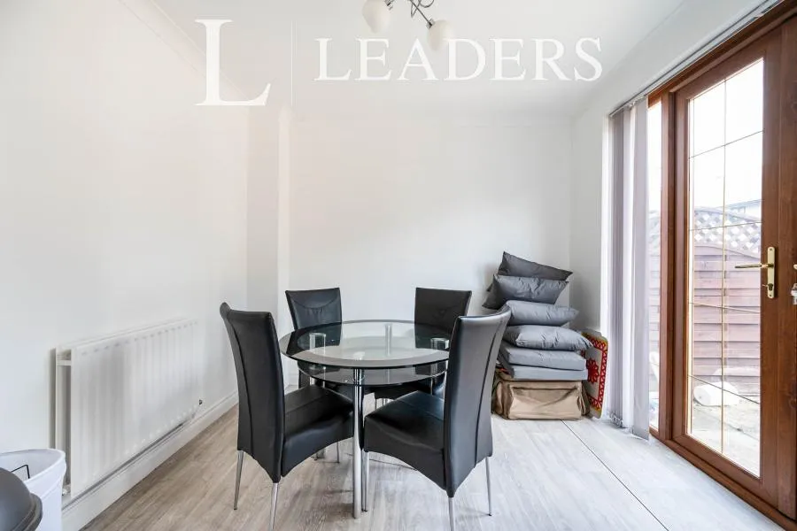 Rawlinson Terrace, Portsmouth, PO1, photo 5