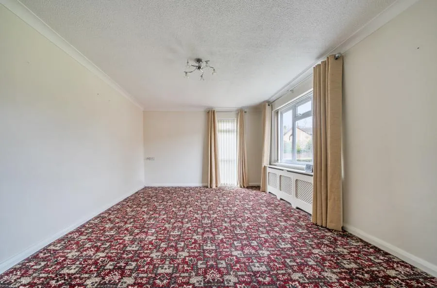 Larks Meade, Earley, RG6, photo 11