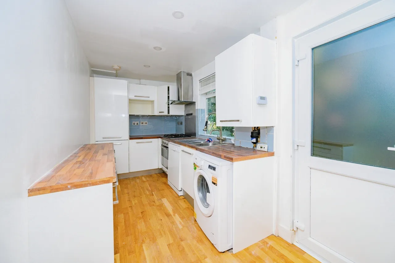 Russell Rise, Luton, LU1, photo 5