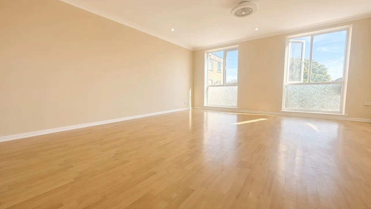Hetherington Road, Shepperton, photo 3