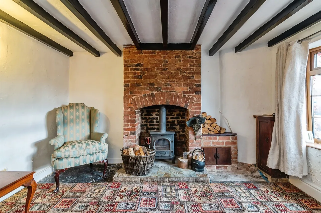 Brookhill Leys Road, Eastwood, NG16, photo 2