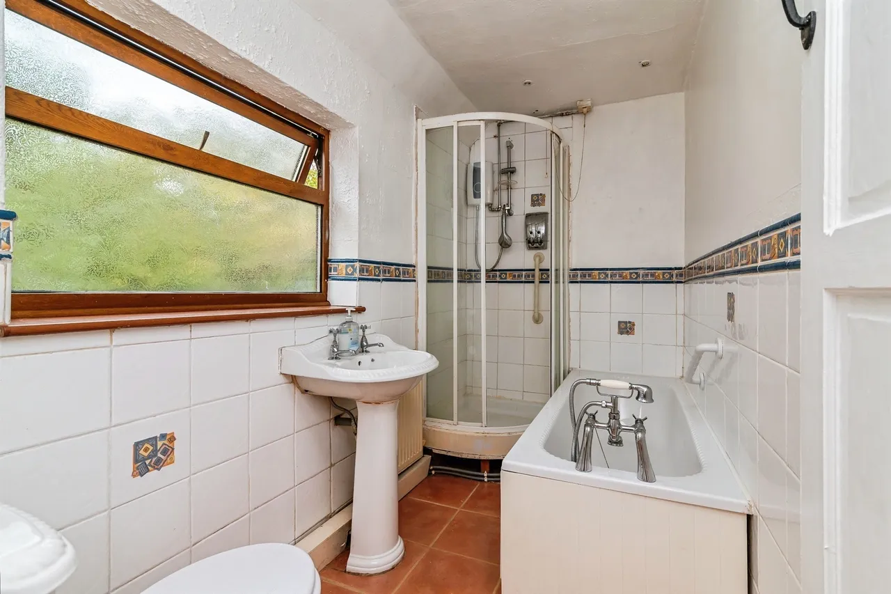 Brookhill Leys Road, Eastwood, NG16, photo 14