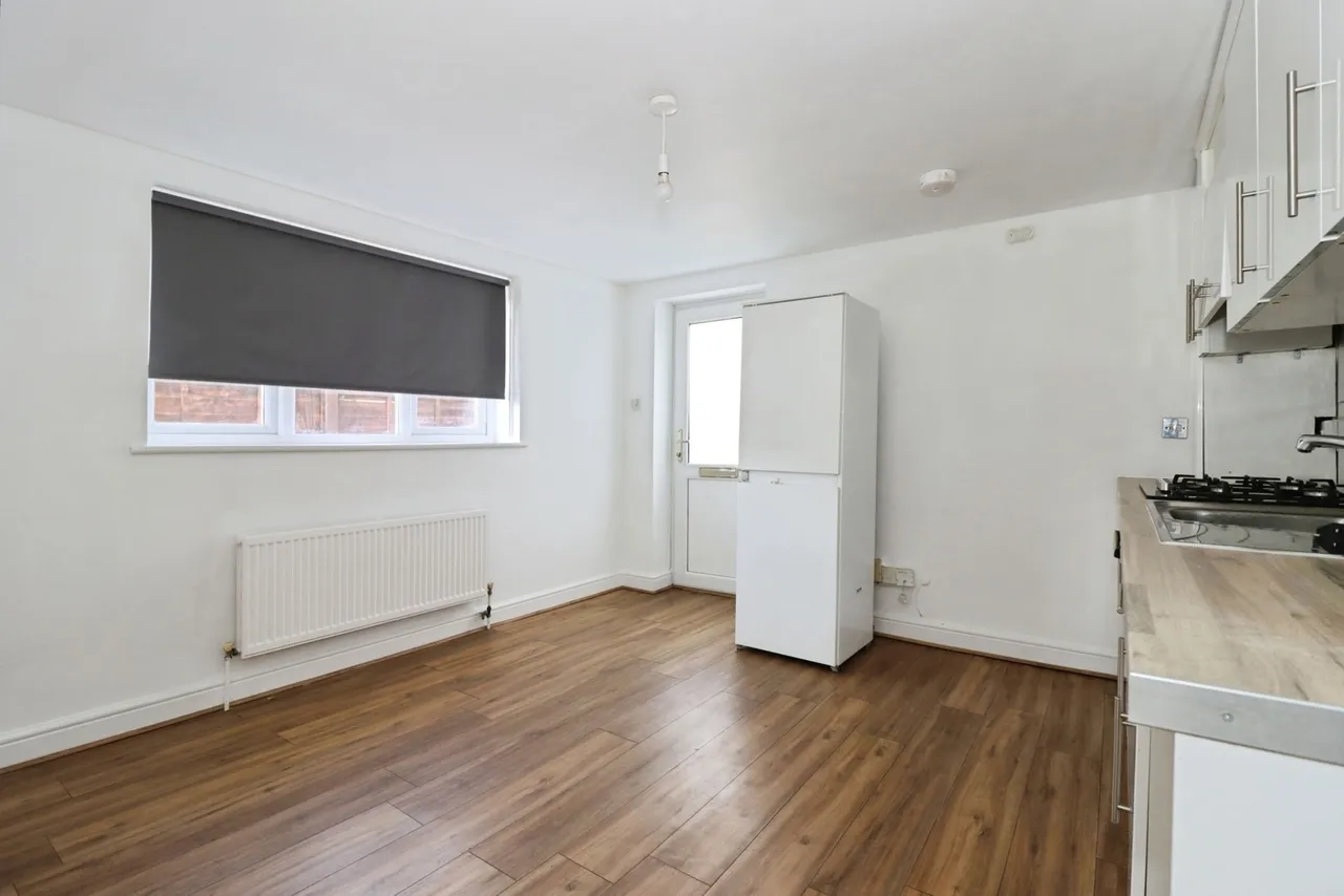 Staple Hill Road, Bristol, BS16, photo 7