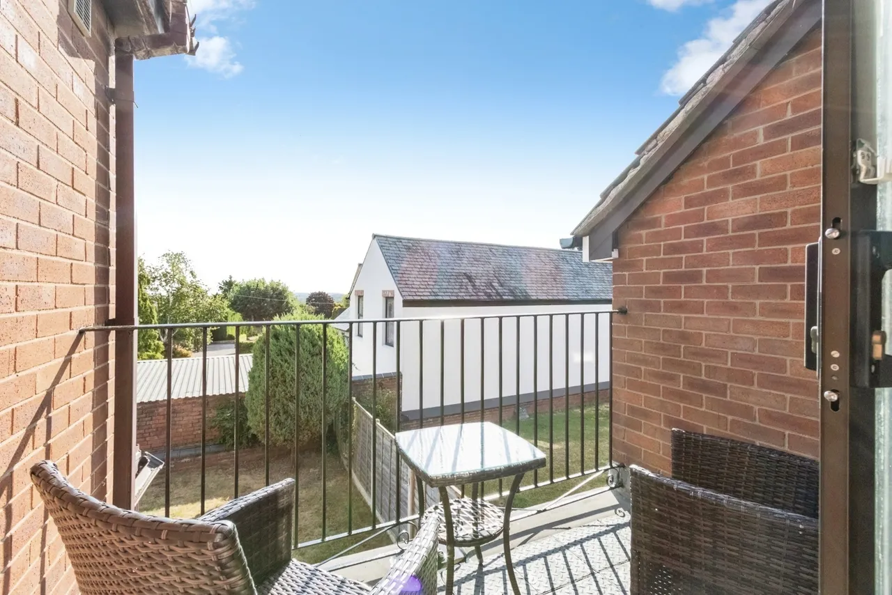 Leeds Road, Wakefield, West Yorkshire, WF1, photo 13
