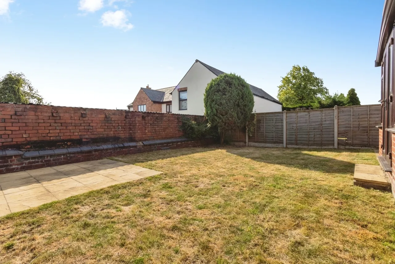 Leeds Road, Wakefield, West Yorkshire, WF1, photo 4