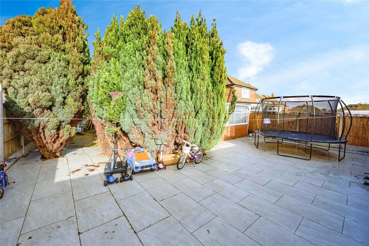Charlwood Road, Luton, Bedfordshire, LU4, photo 19