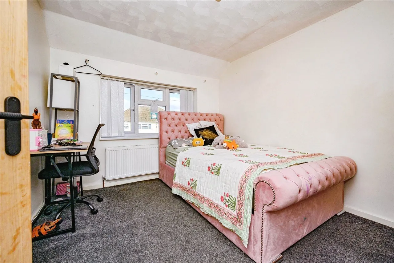 Charlwood Road, Luton, Bedfordshire, LU4, photo 12