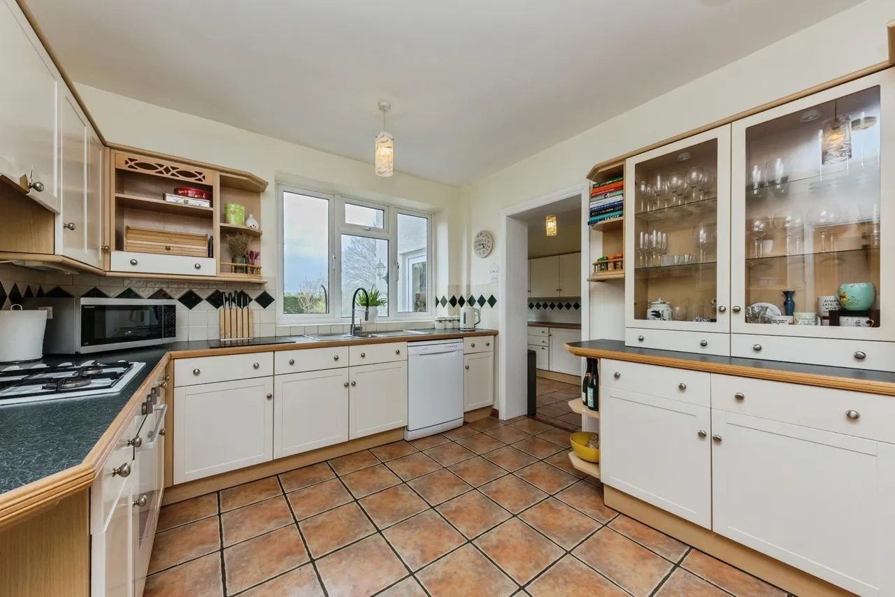 Whirley Road, MACCLESFIELD, Cheshire, SK10, photo 2