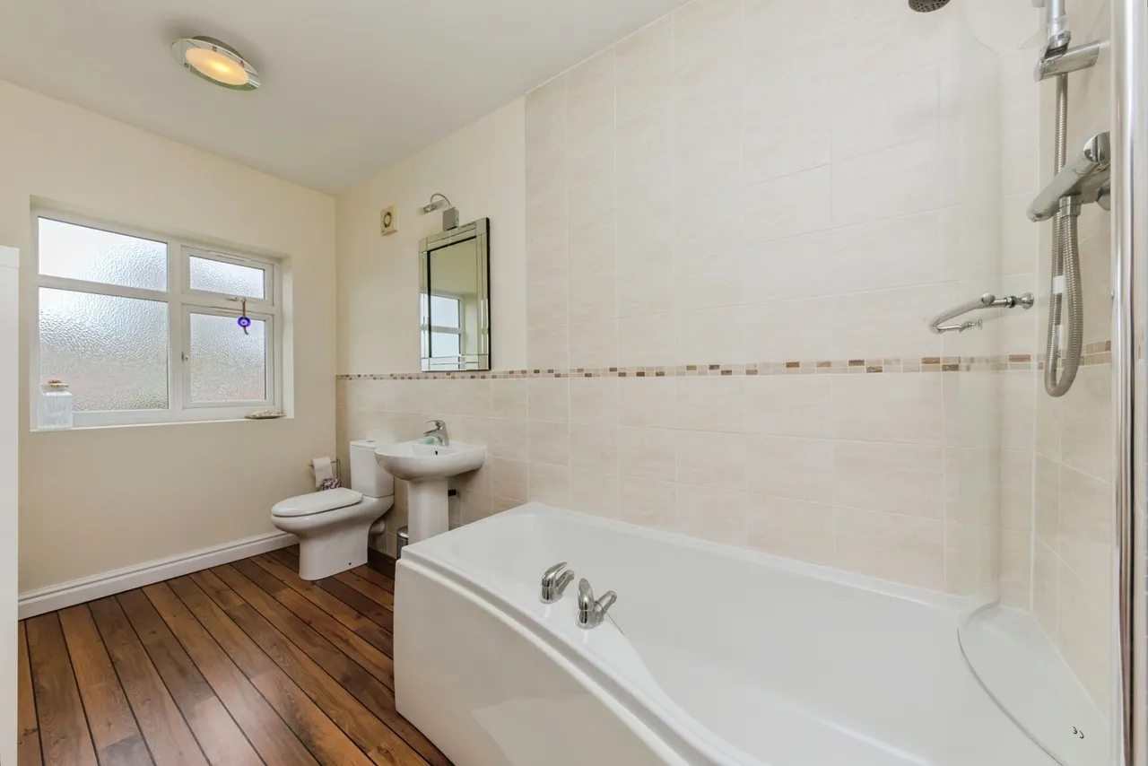 Whirley Road, MACCLESFIELD, Cheshire, SK10, photo 13