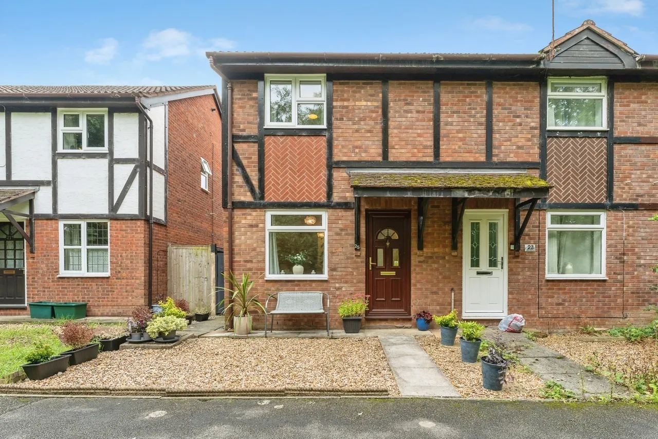 2 bed house for sale, Lucerne Close, Huntington, CH3
