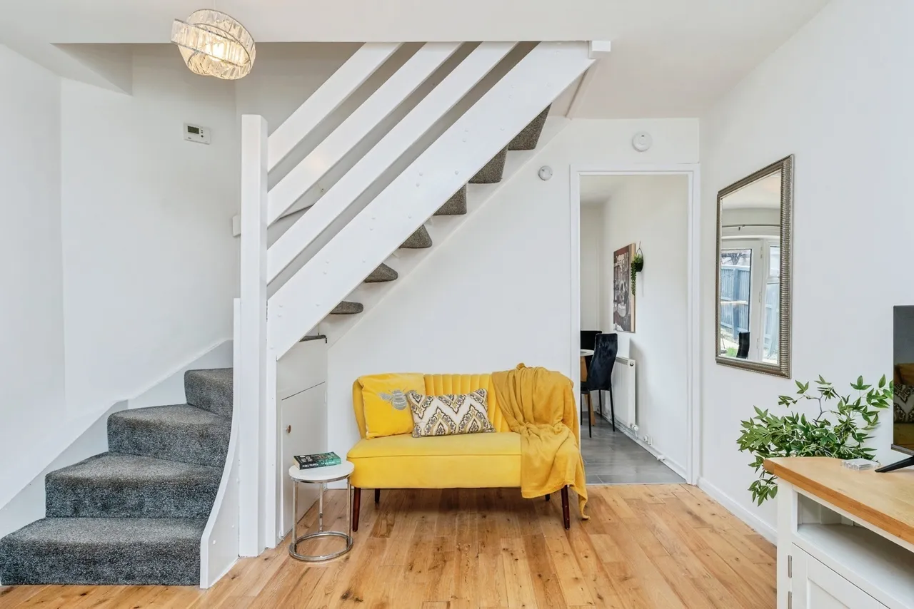 Lucerne Close, Huntington, CH3, photo 6