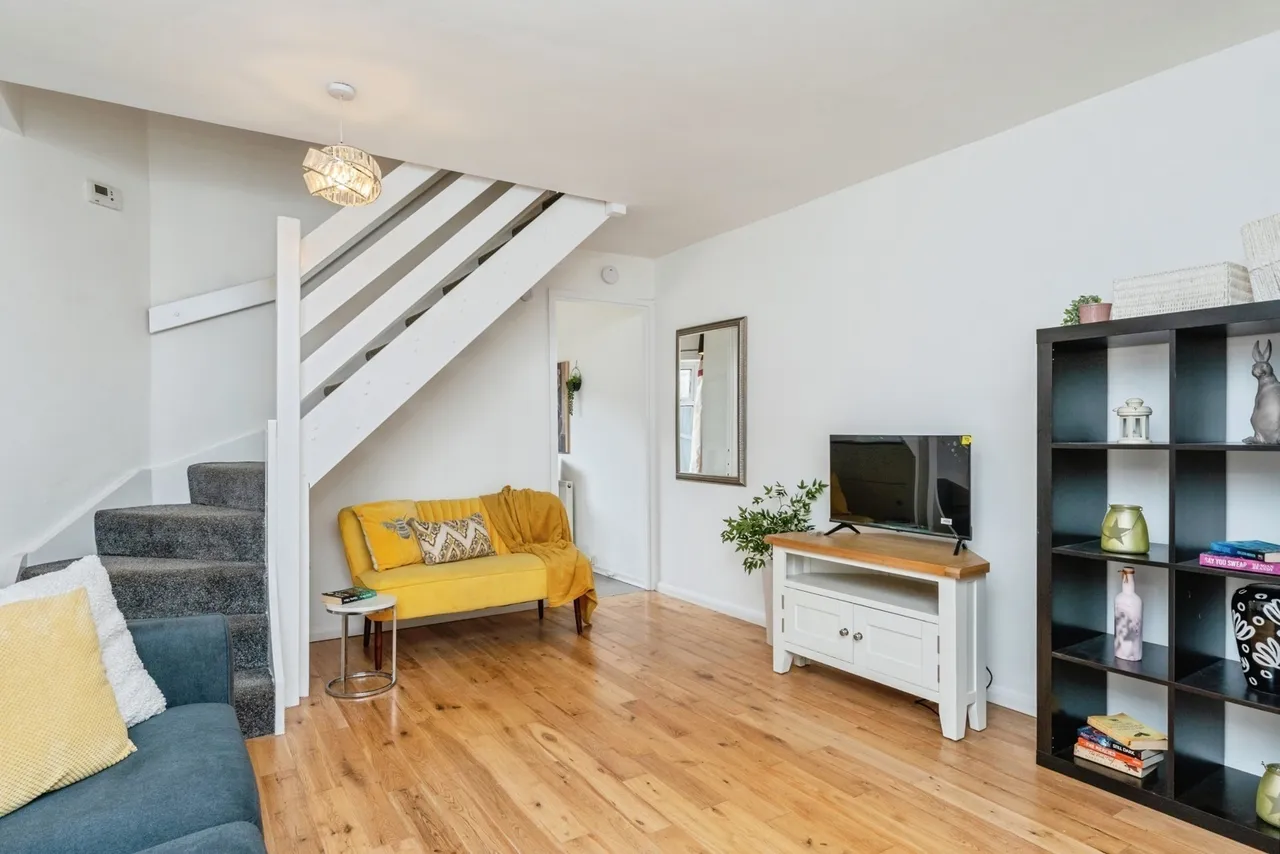 Lucerne Close, Huntington, CH3, photo 5