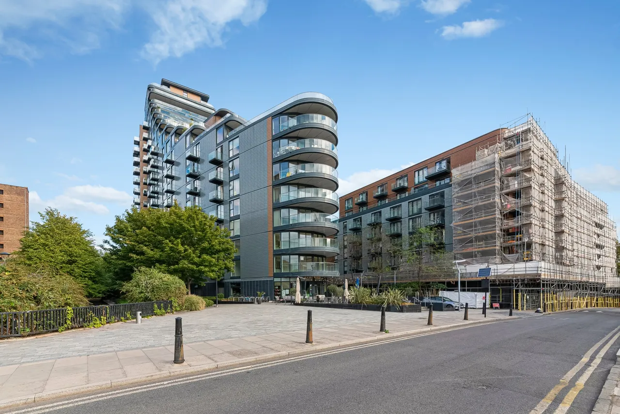 1 bed flat for sale, Raine Street, London, E1W