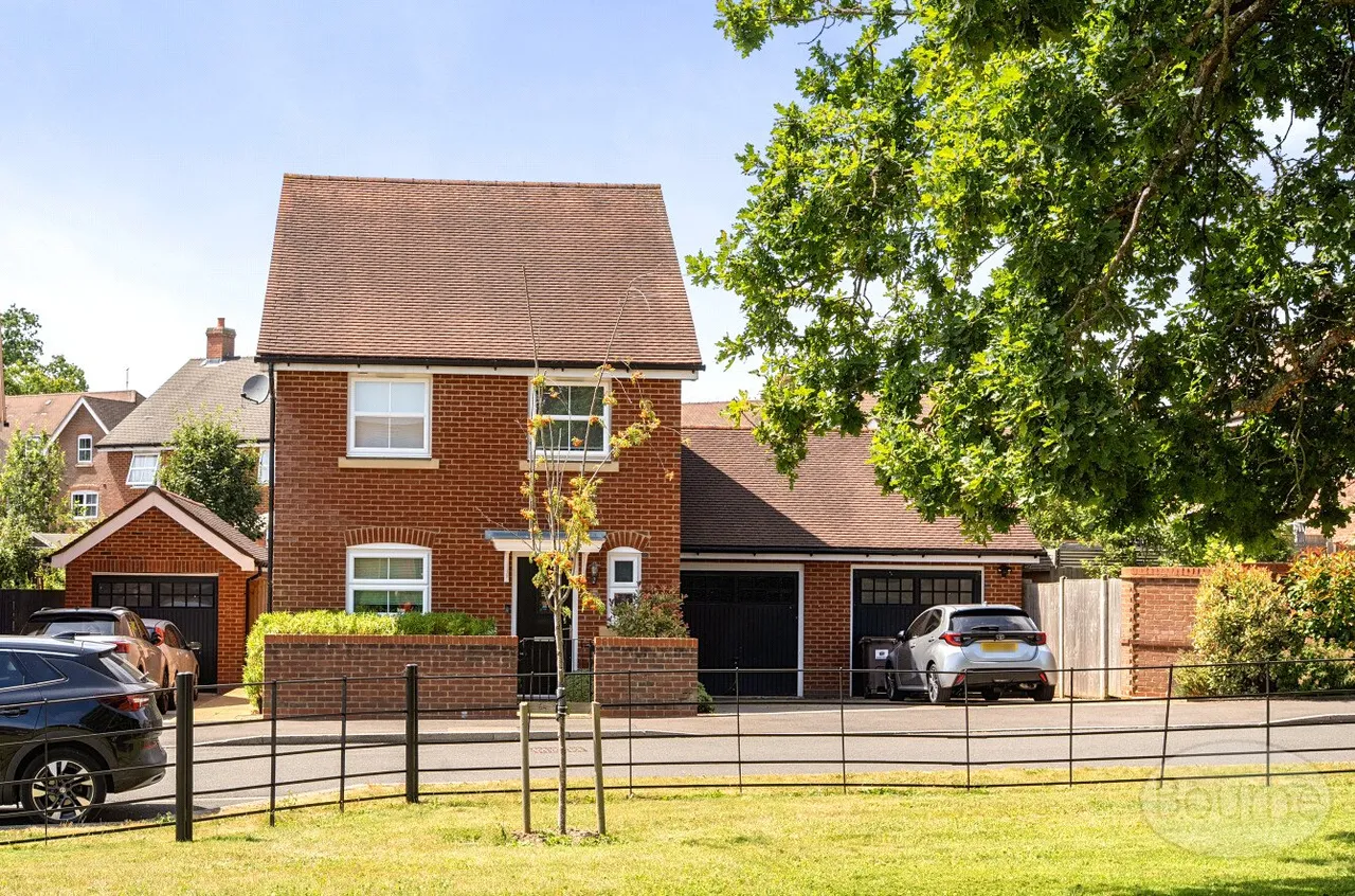 4 bed house for sale, Farm Drive, Petersfield, GU31