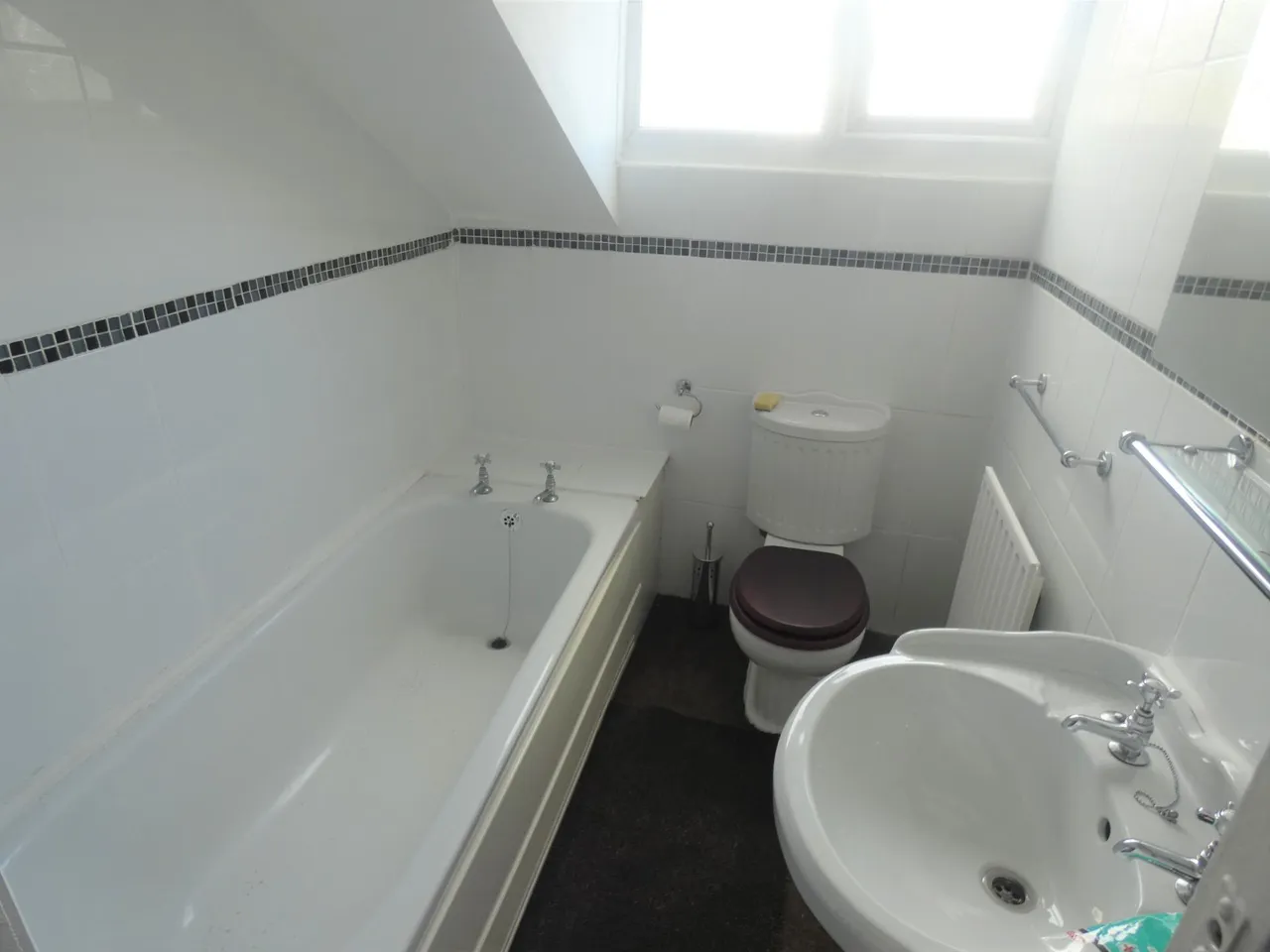 Hope Road, Prestwich, M25, photo 7