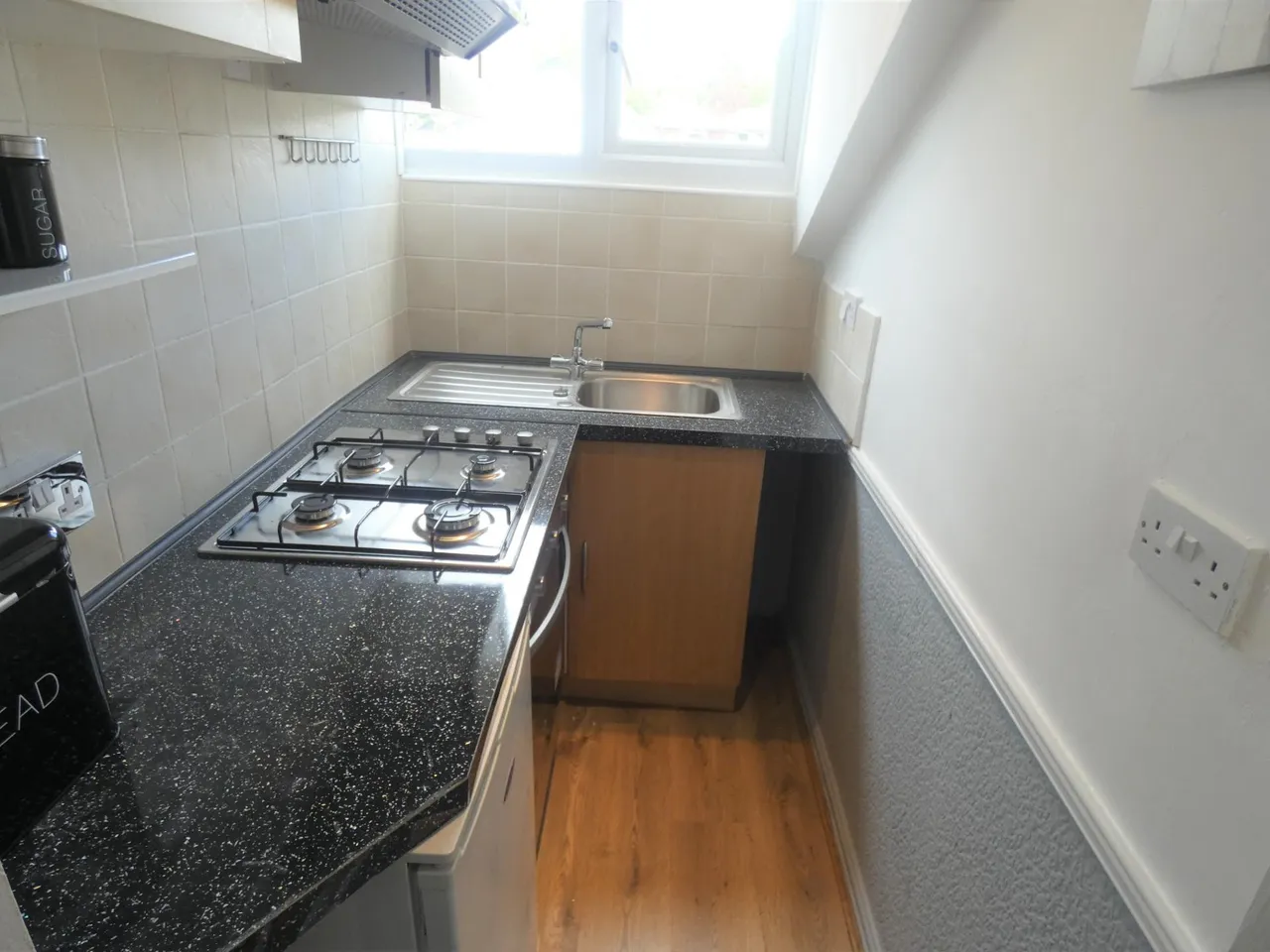 Hope Road, Prestwich, M25, photo 4