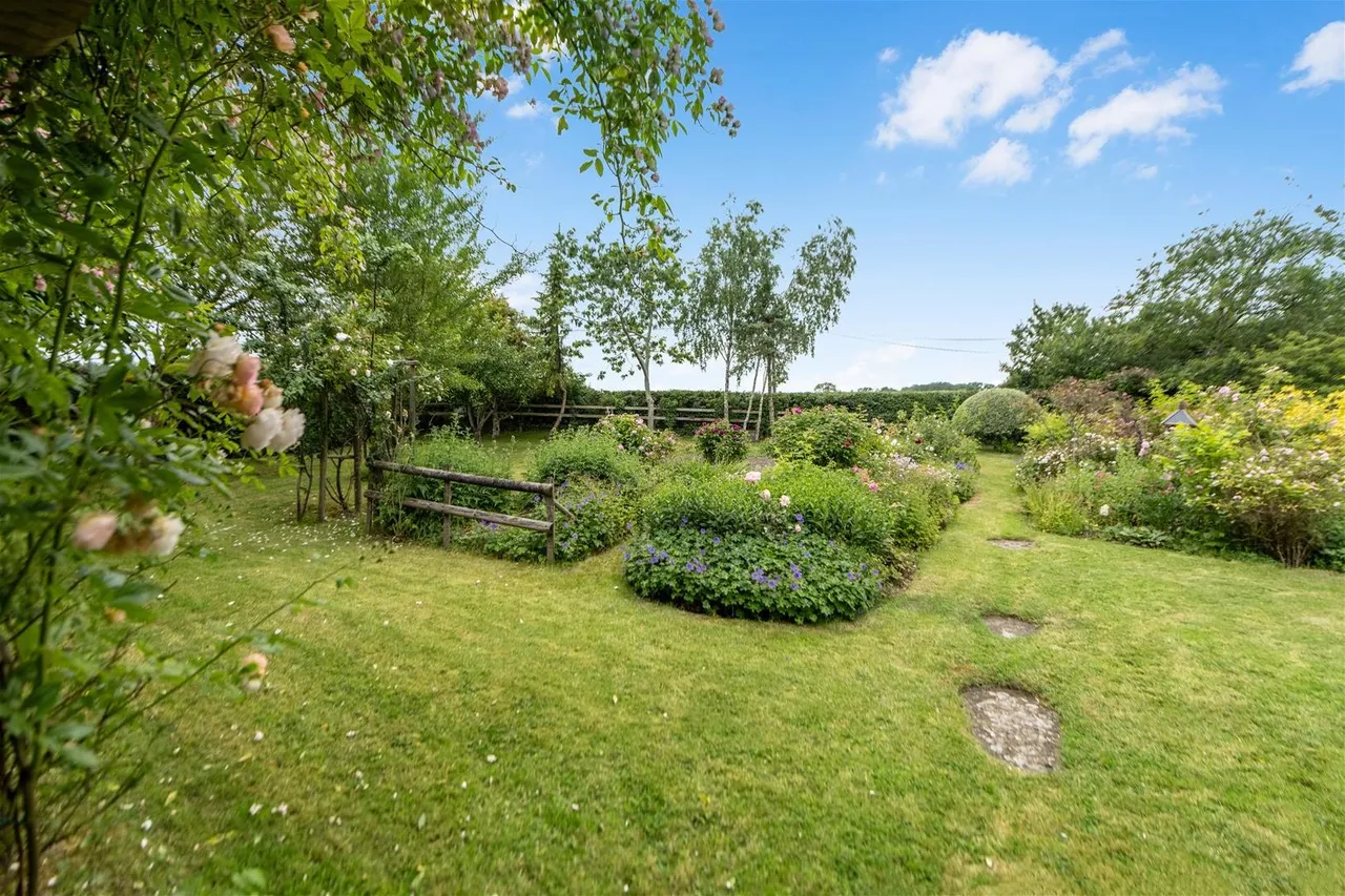 Manston, Sturminster Newton DT10 1EZ, photo 17