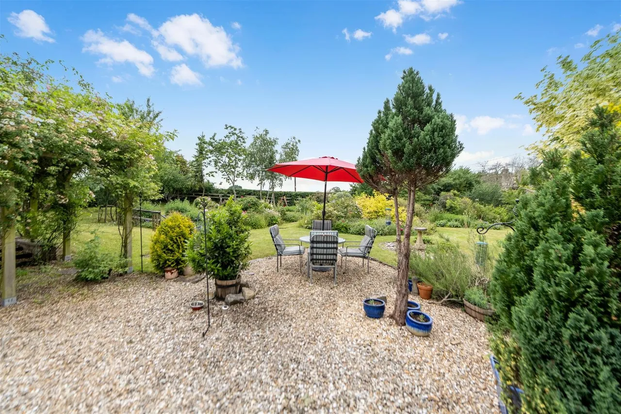 Manston, Sturminster Newton DT10 1EZ, photo 9