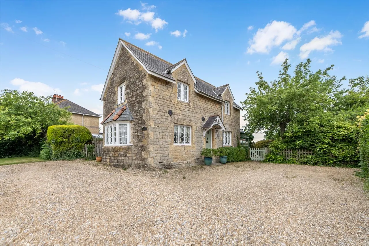 Manston, Sturminster Newton DT10 1EZ, photo 38