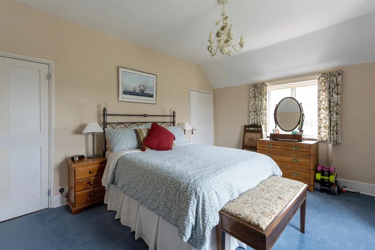 Manston, Sturminster Newton DT10 1EZ, photo 42