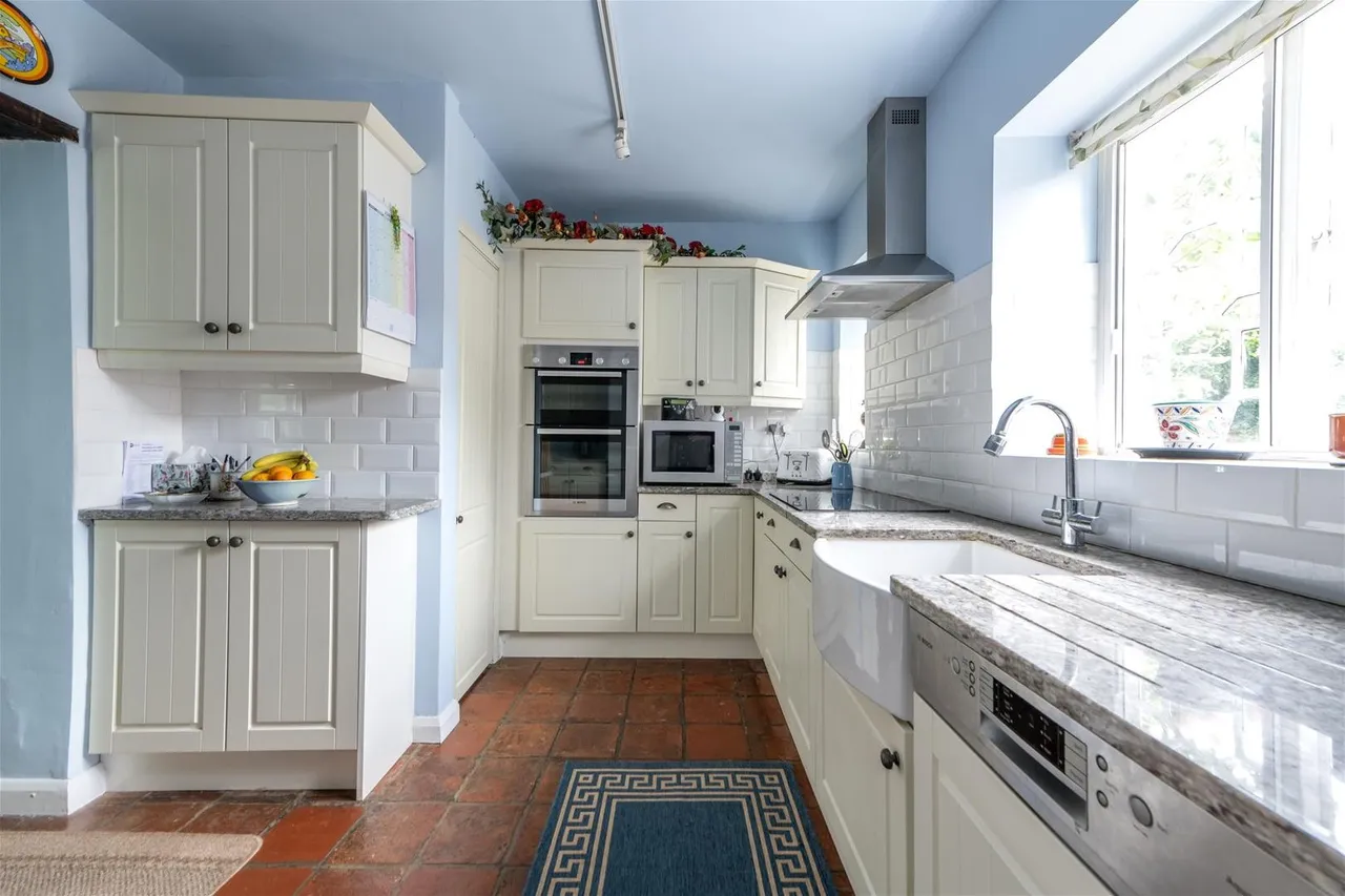 Manston, Sturminster Newton DT10 1EZ, photo 25