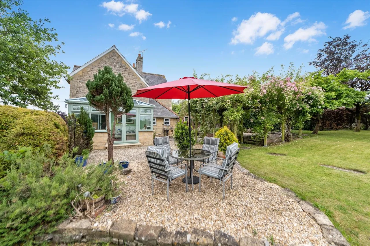 Manston, Sturminster Newton DT10 1EZ, photo 3